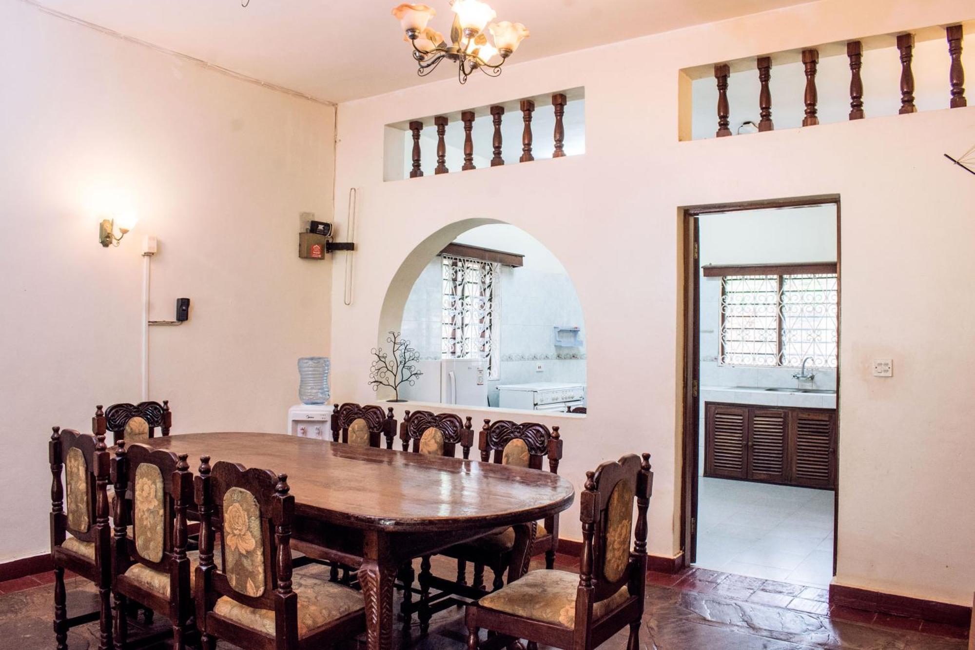 Kijani Cottages In Diani Диани-Бич Экстерьер фото